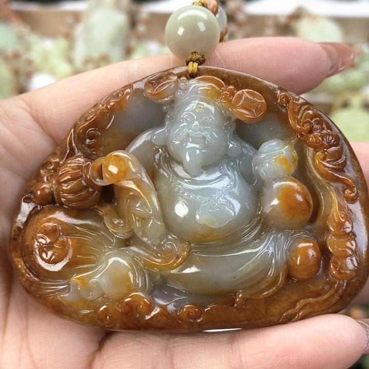 【闪购商品】透闪石质玉颈饰未镶嵌