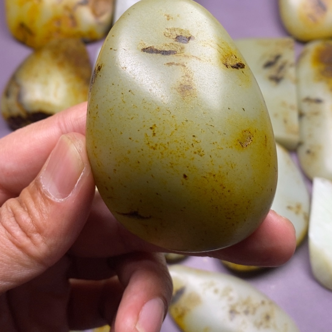 定制和田玉秦*哥小挂件