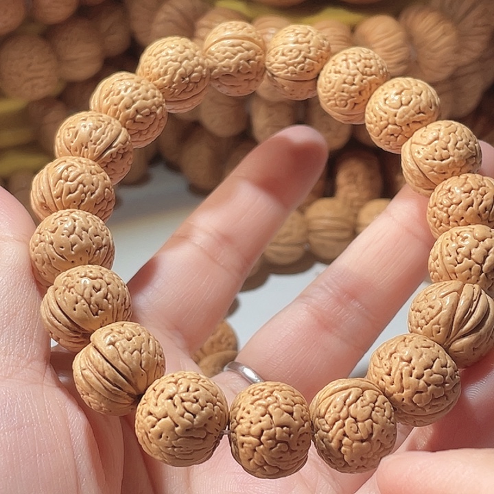 Z***1吊坠桃核桃核手串玲珑塔27