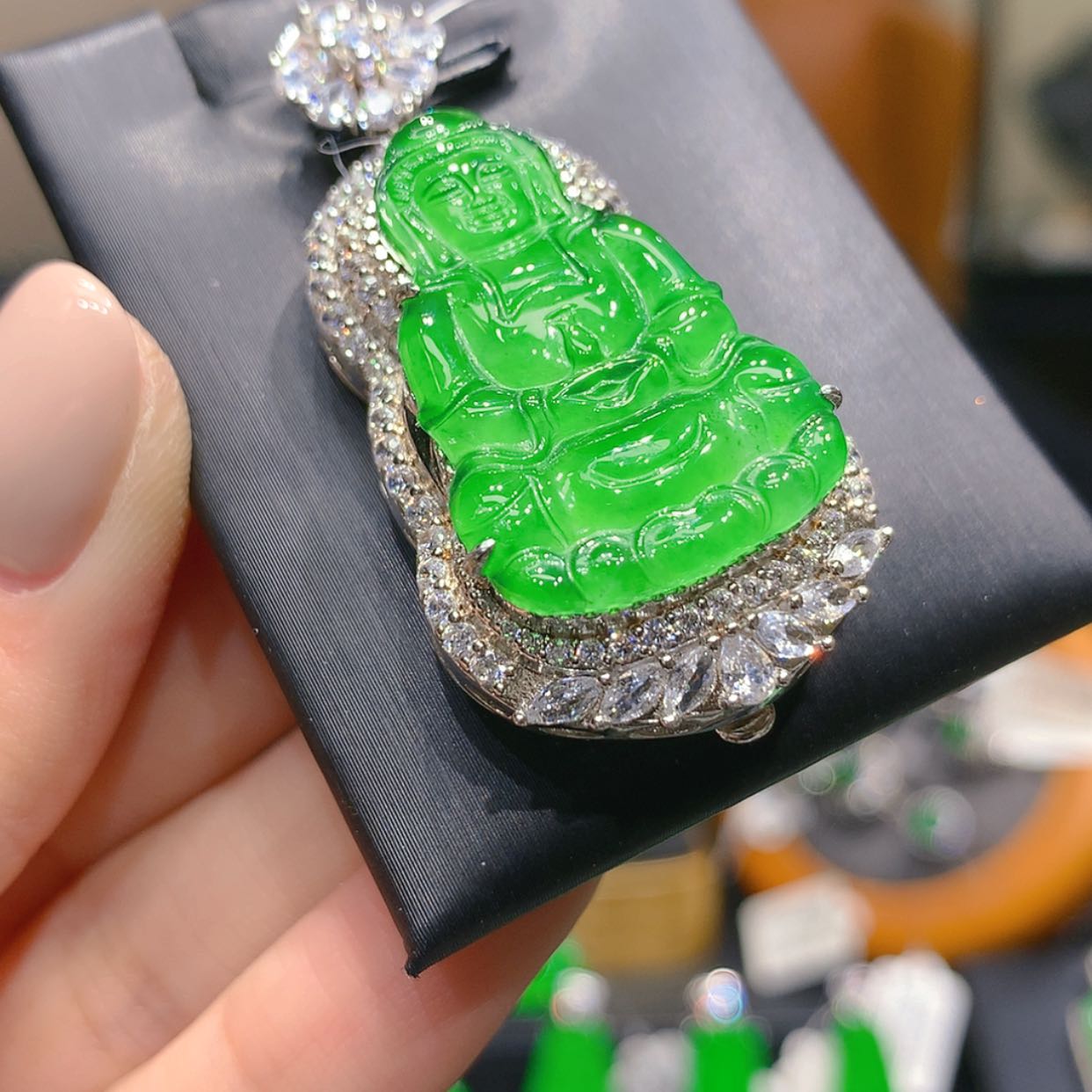 【闪购商品】颈饰银S925镶嵌翡翠3柒姐