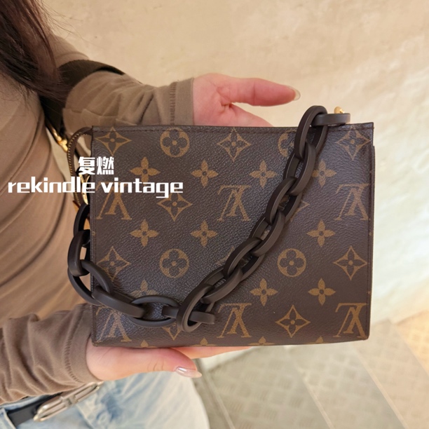 95新 LouisVuitton/路易威登 复燃精选/老花洗漱19手拿包20年