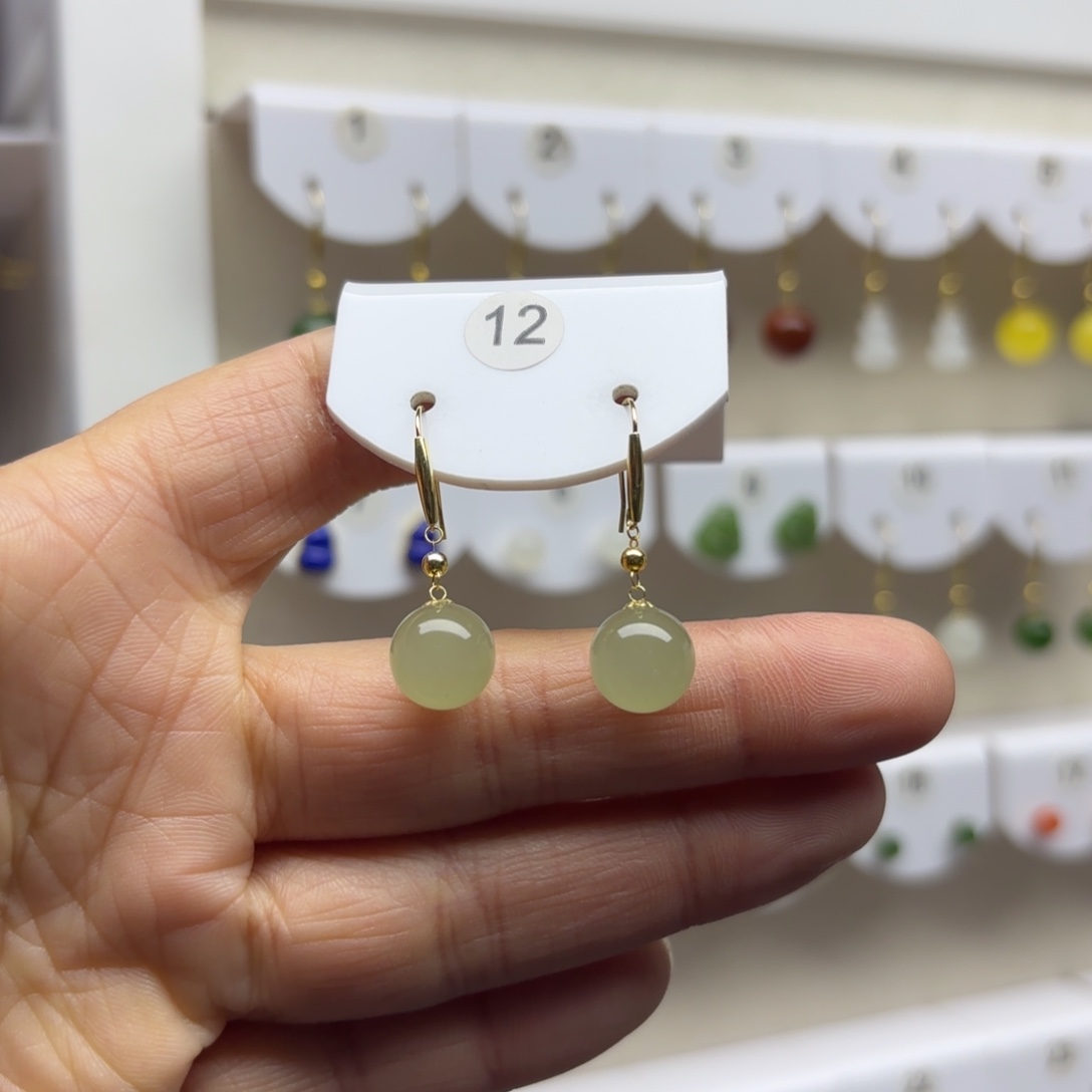 和田玉18K金镶嵌耳饰