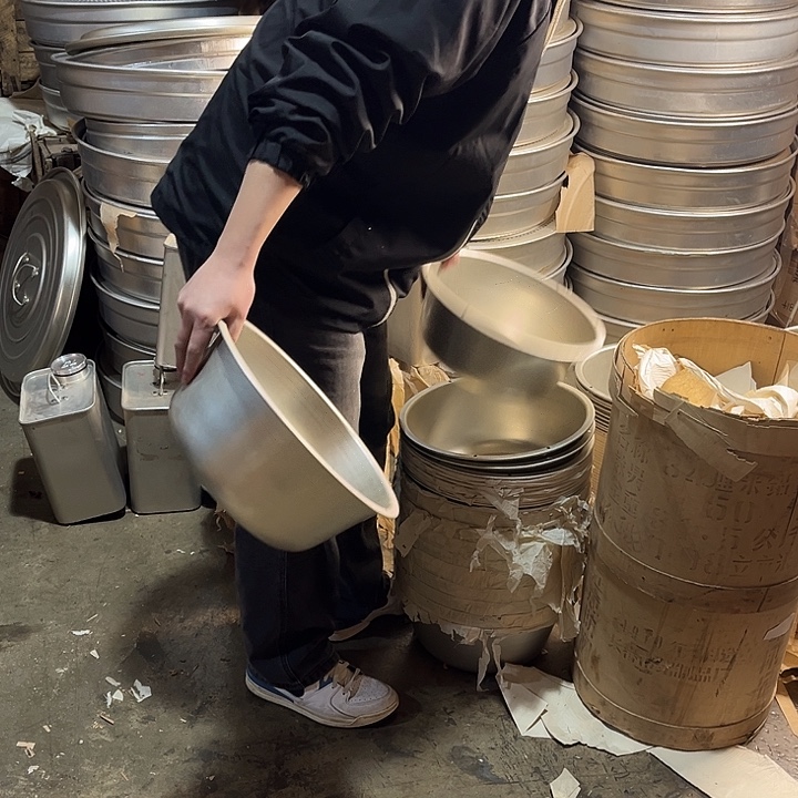 幸***年发10个34cm铝合金盆盆