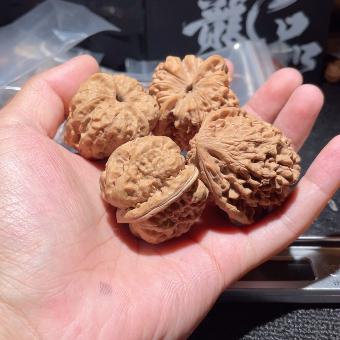 桃核把件平**福官帽和蛤蟆