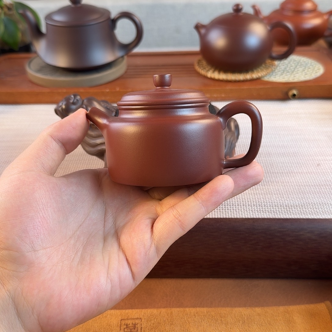 紫砂茶壶紫砂紫砂紫砂紫砂鸿运当头