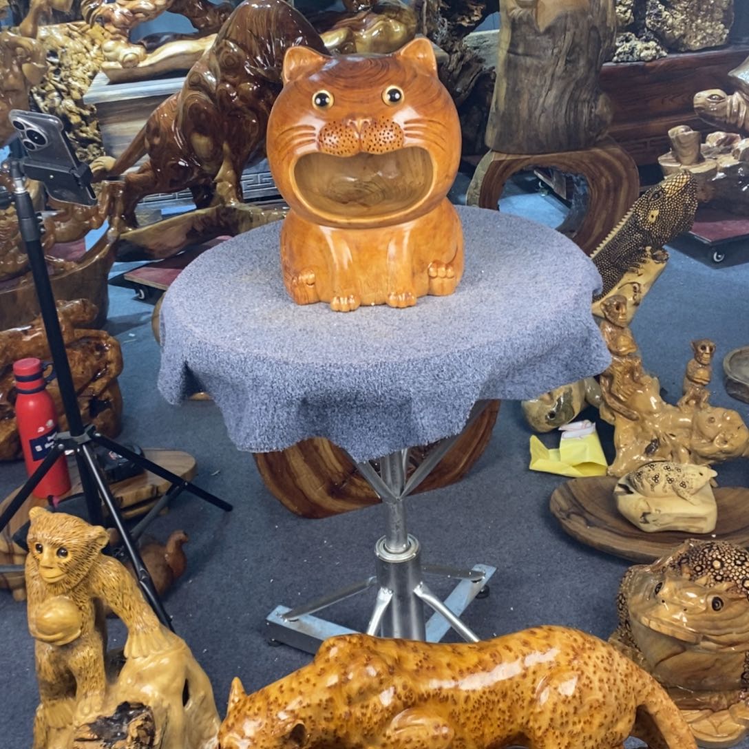 中***哥木木雕摆件大嘴猫香樟木