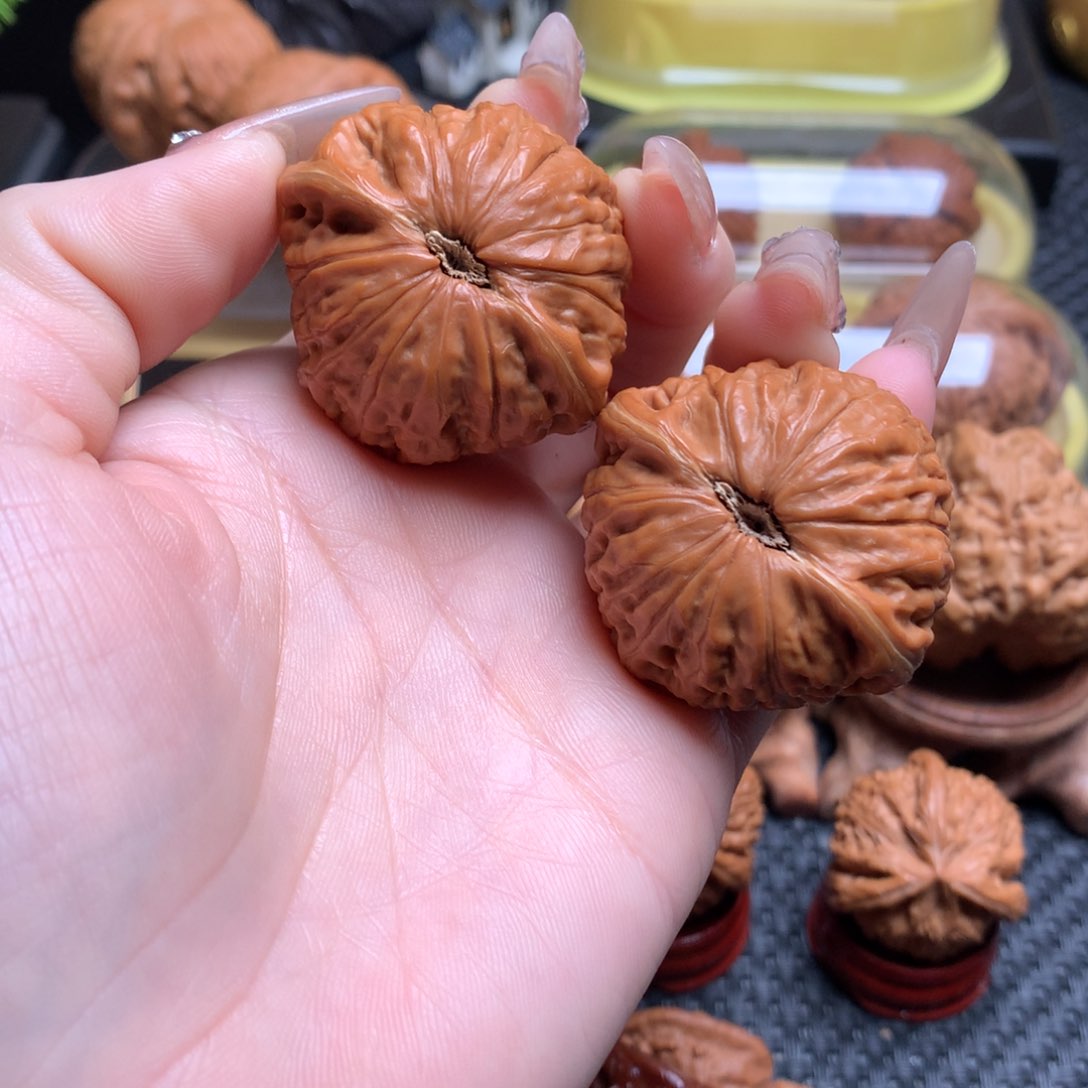 文玩核桃把件39全品铁锤