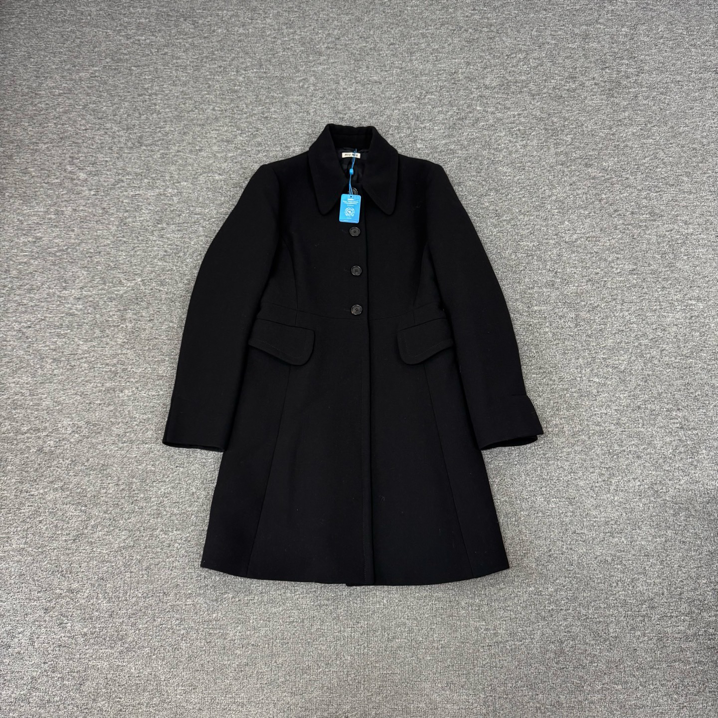 99新 AMIPARIS miumiu 黑色大衣40码