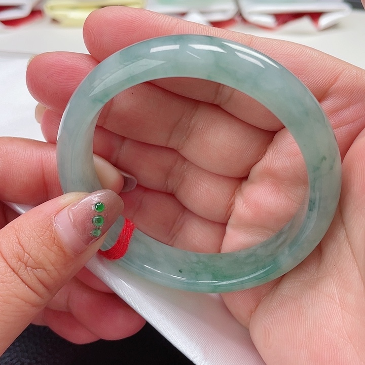 翡翠手镯未镶嵌缅甸翡翠手镯56圈