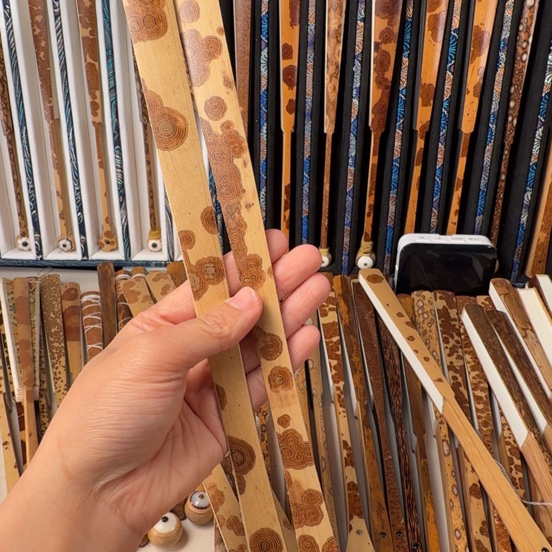 扇子A****9兵哥扇艺斑竹折扇