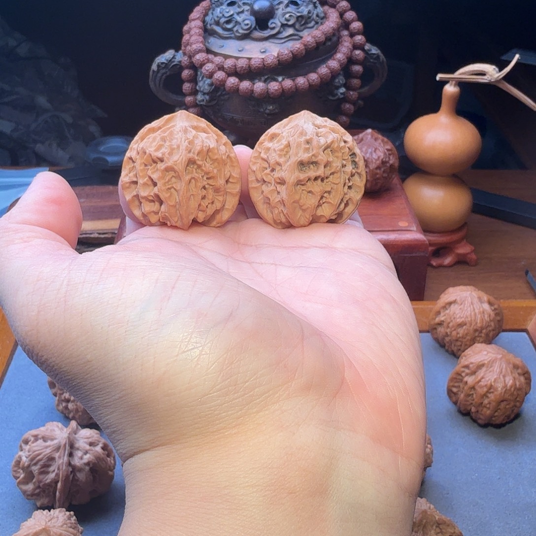 文玩核桃把件36尺寸王坪村一代苹果园