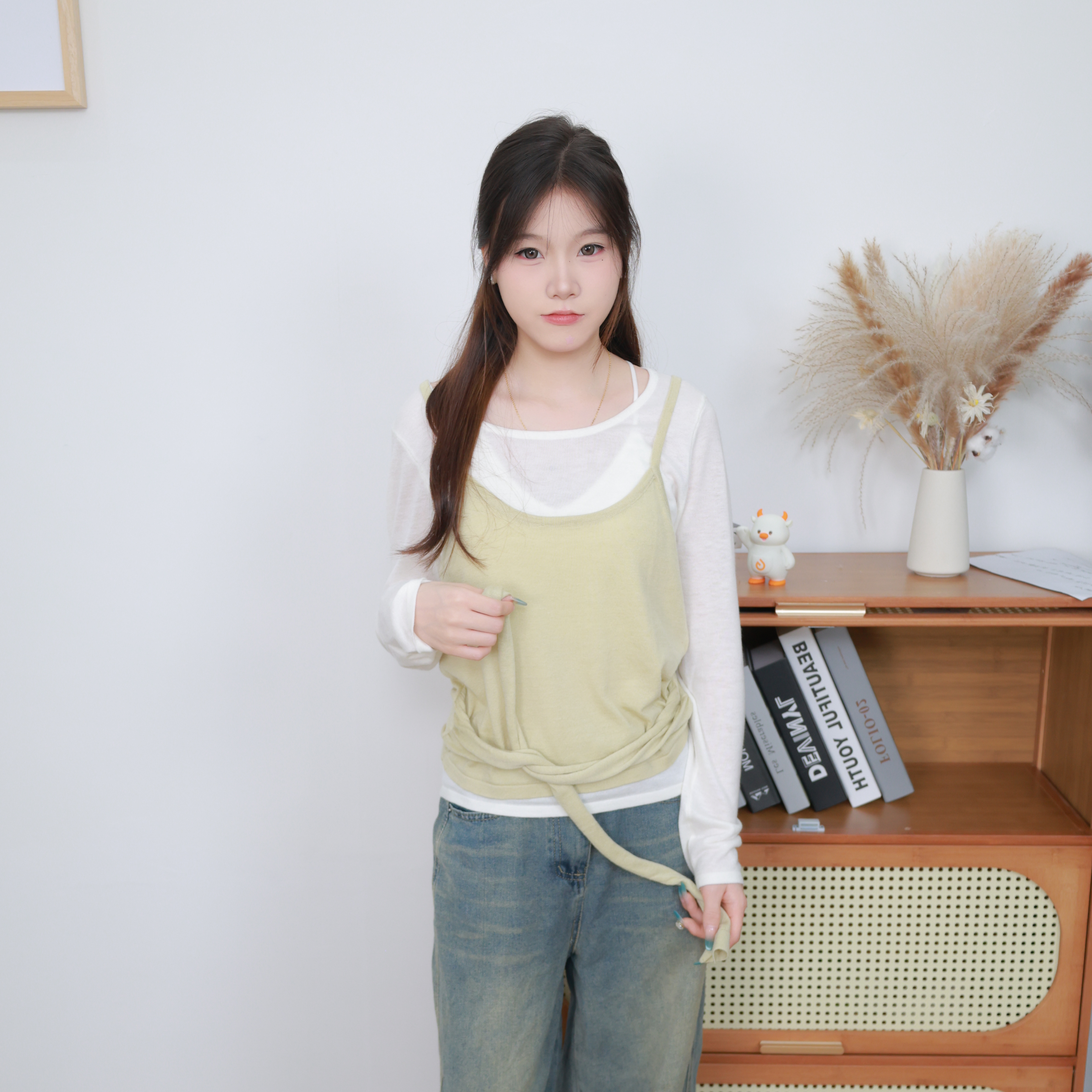 2025新款拼接宽松型长袖常规毛针织衫女款纯色假两件秋季简约上衣