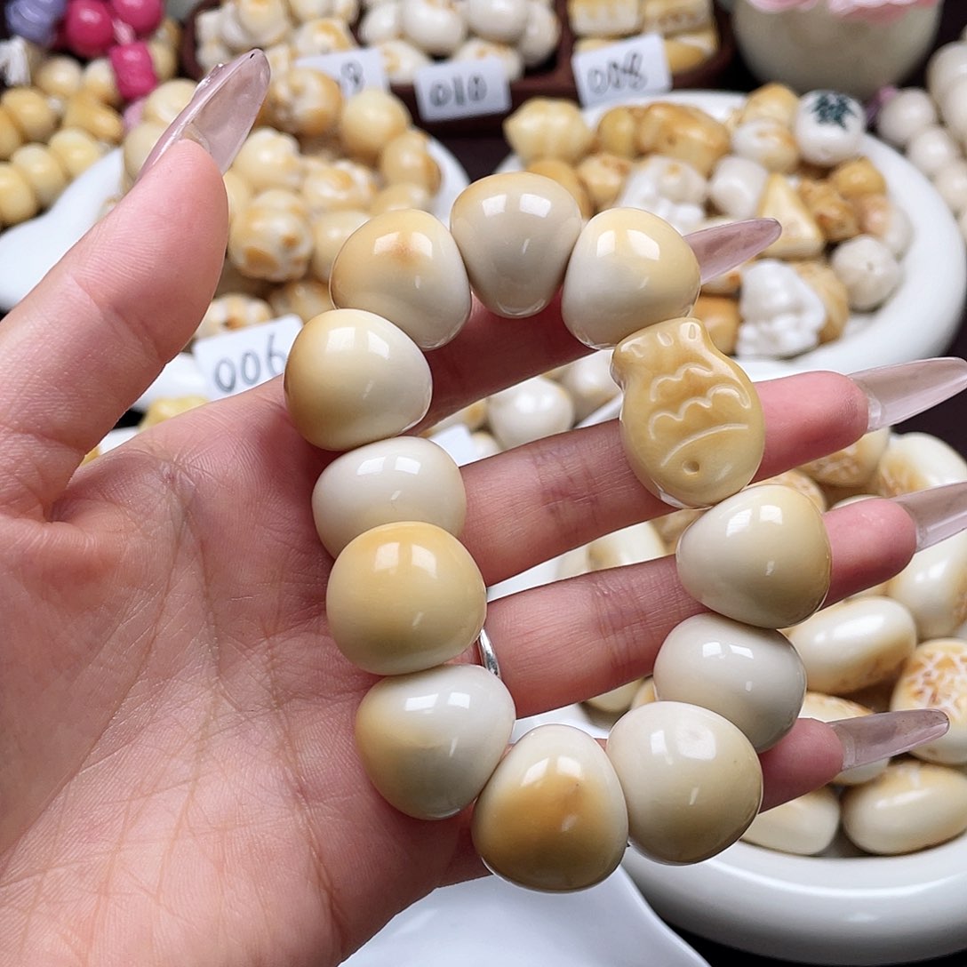 吊坠白玉菩提一串成品c
