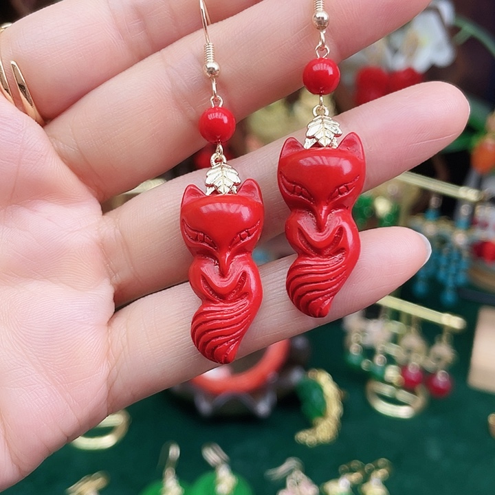 石英质玉耳钉合金