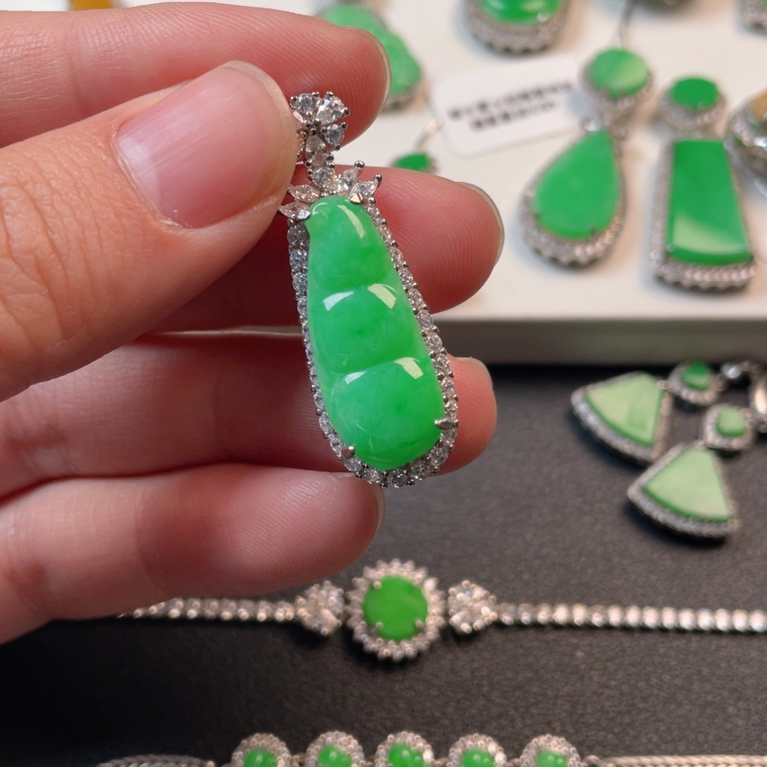 翡翠吊坠(不含链)银S925镶嵌