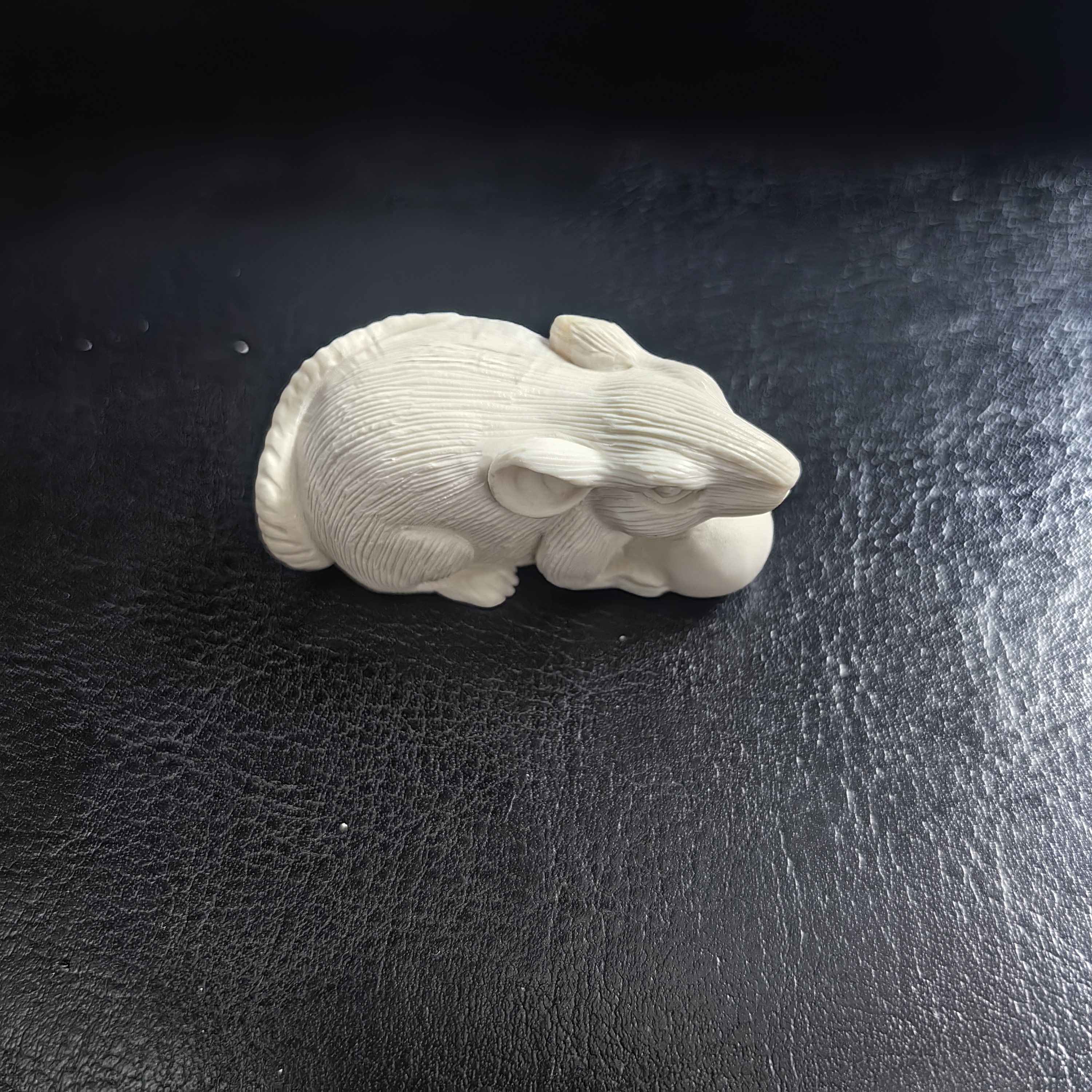 猛犸约19.7克雕刻件ZL4769