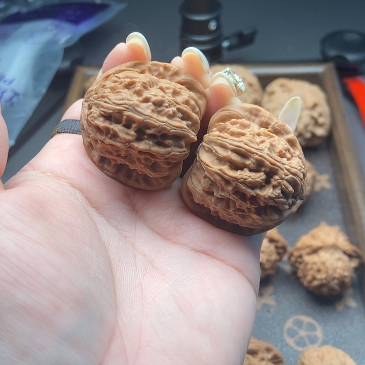 吊坠文玩核桃全品白狮子38尺寸