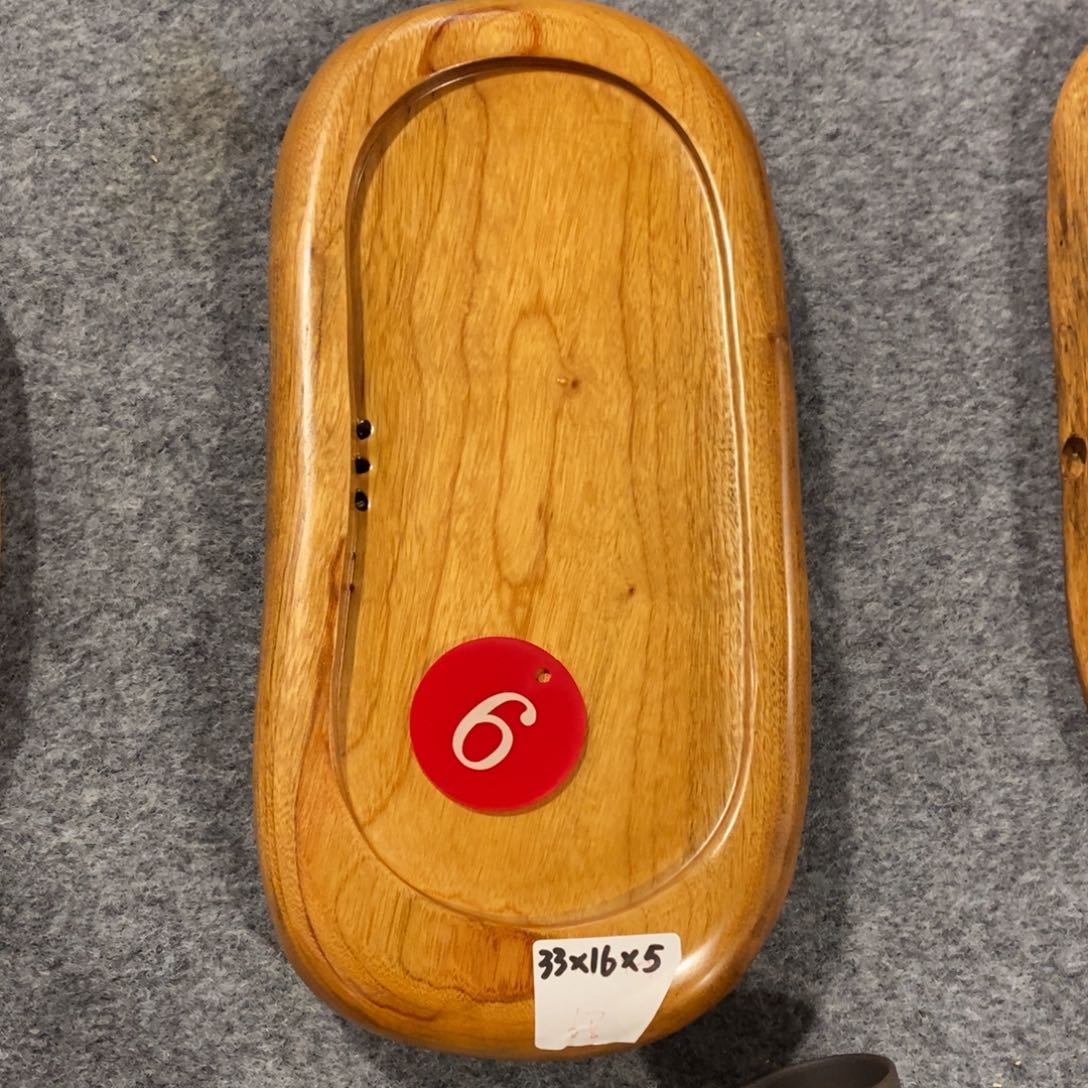 香樟木自然随形茶盘33-16-5