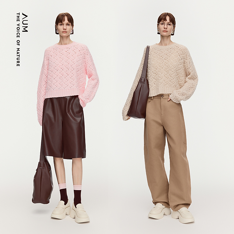 AUM噢姆26年春季新款减龄粉搬针肌理圆领短款针织上衣M1GB1S12M