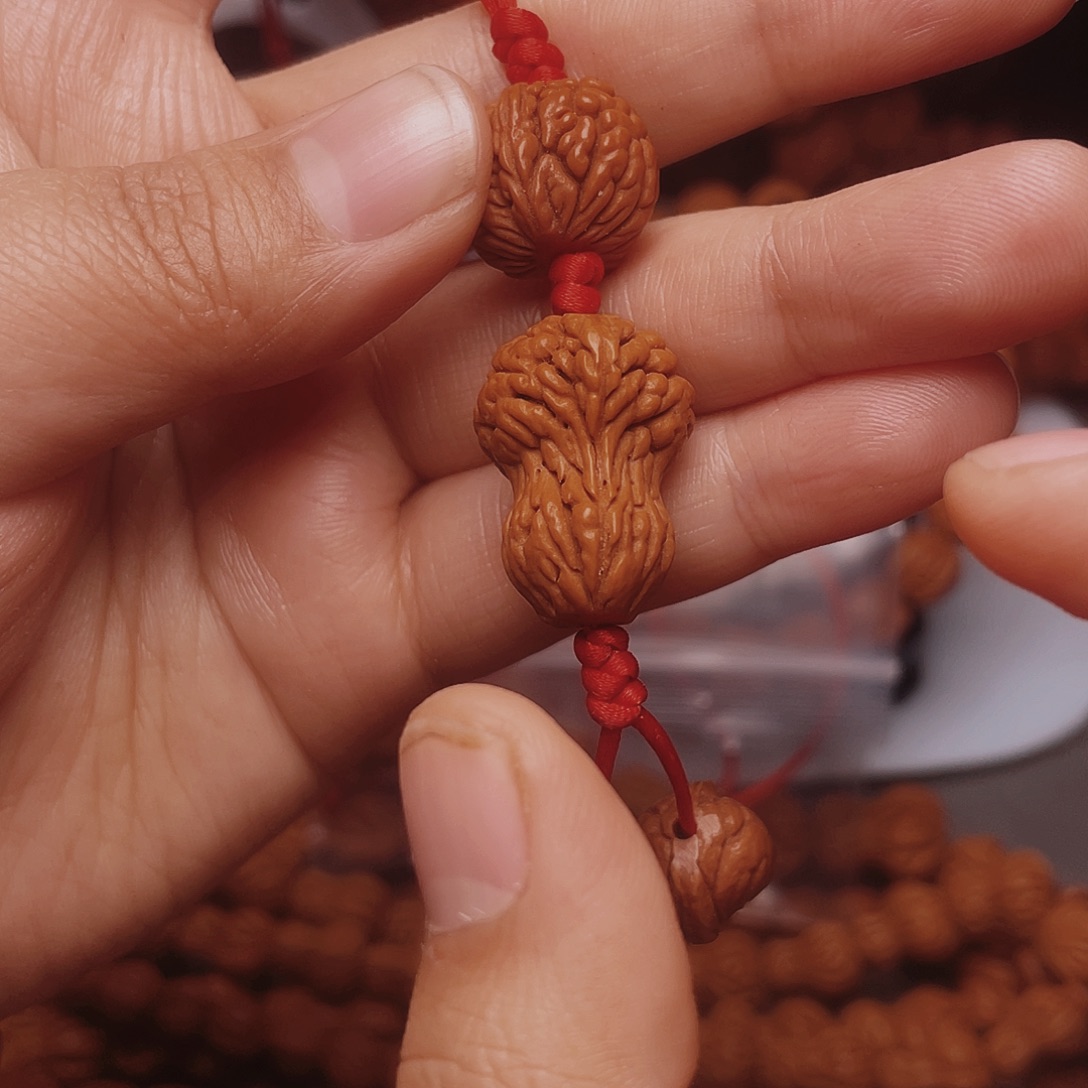 桃核吊坠龙纹桃枭