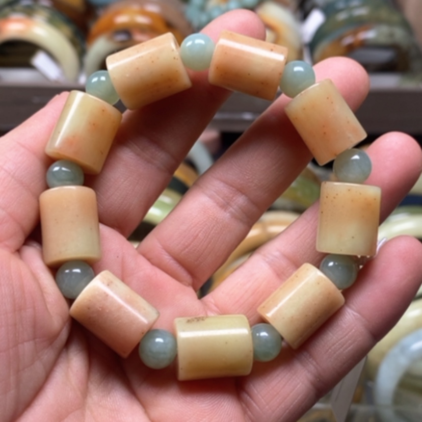 【闪购商品】蛇纹石玉手镯未镶嵌