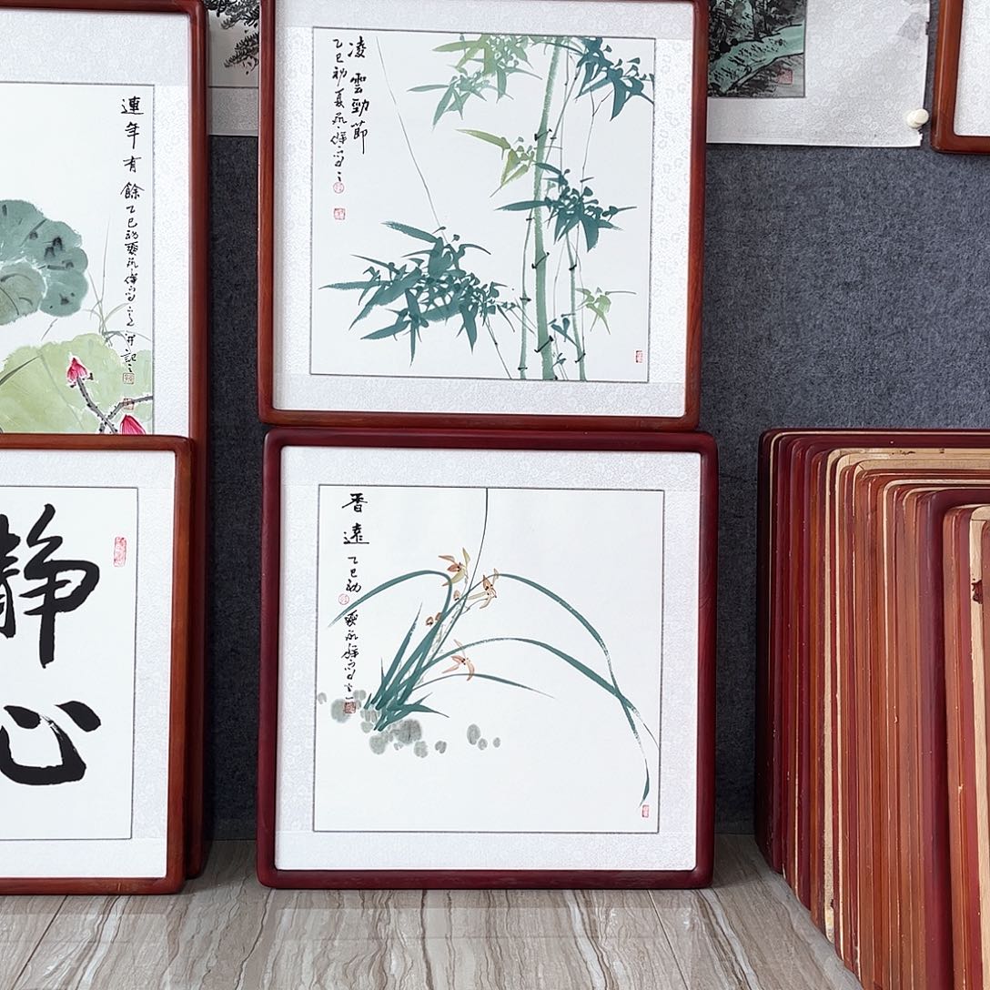 国画书画作品带框63×63厘米