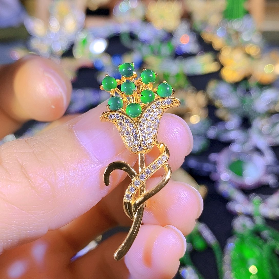 颈饰银S925镶嵌翡翠