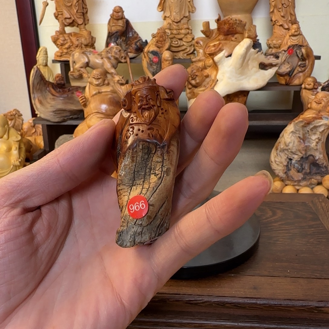 无***果崖柏小木匠艺雕一物一拍