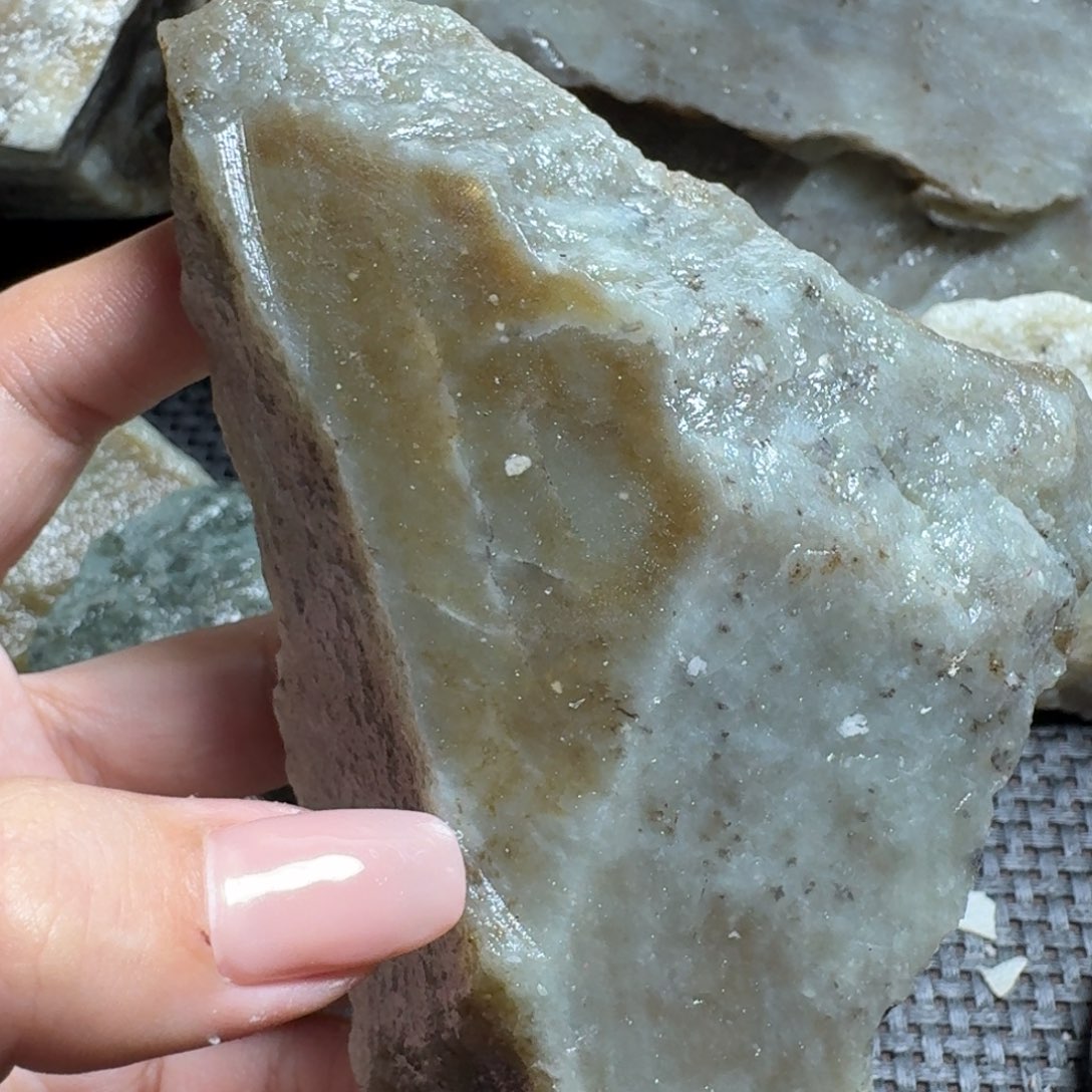 和田玉（糖玉）未镶嵌颈饰