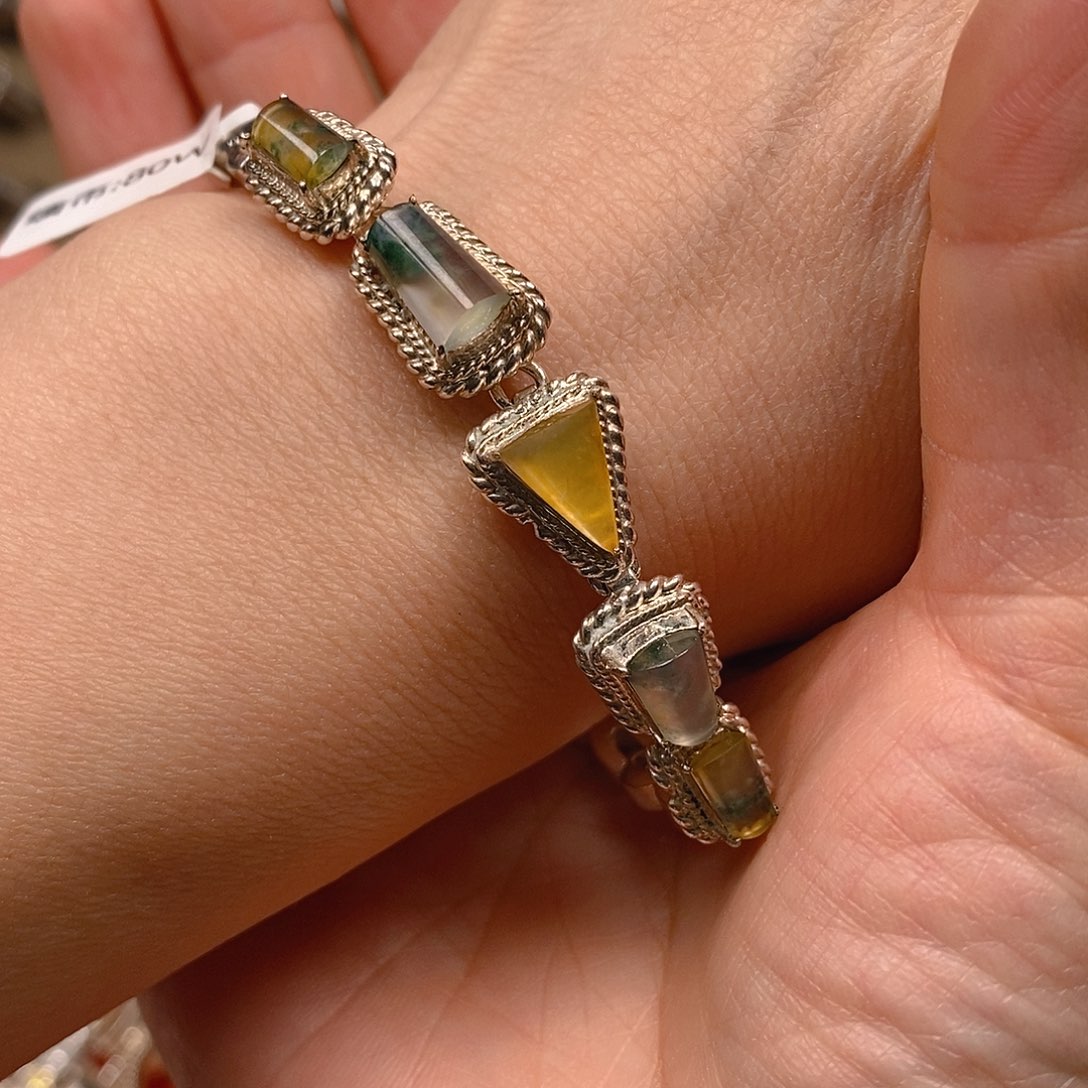 翡翠耳饰未镶嵌翡翠蛋面