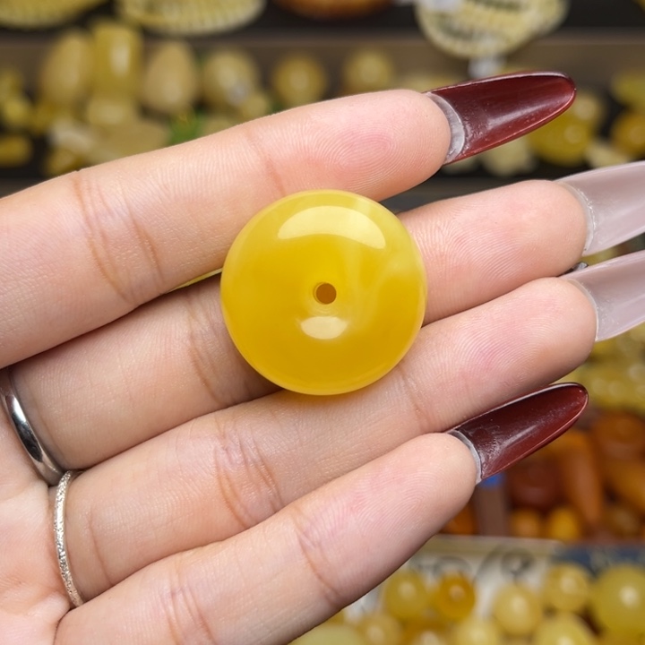 蜜蜡未镶嵌珠宝奇石鸡油黄满蜡妖花平安扣