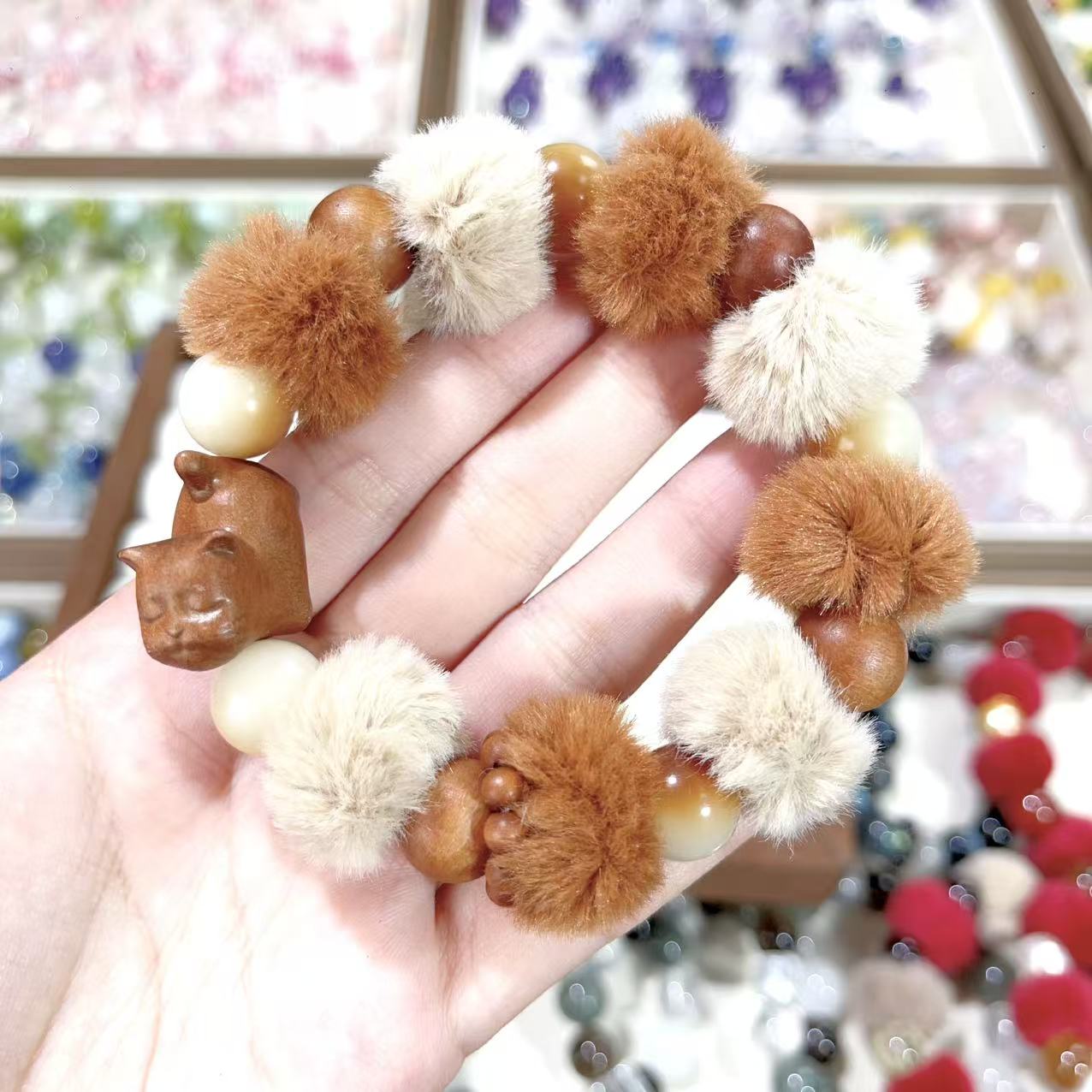 布艺手链 菩提木质小猫毛绒手链