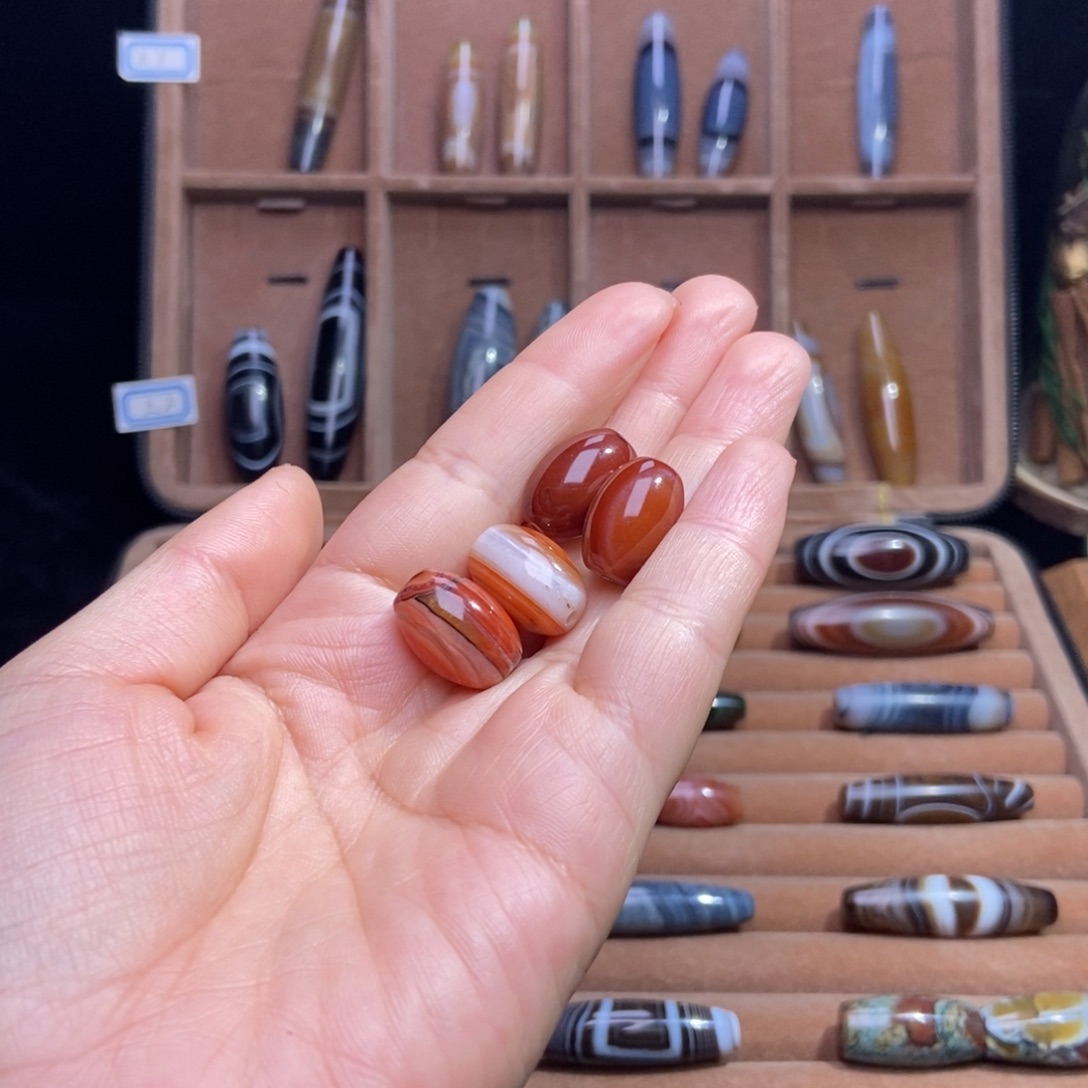 梵***道玛瑙/玉髓未镶嵌颈饰