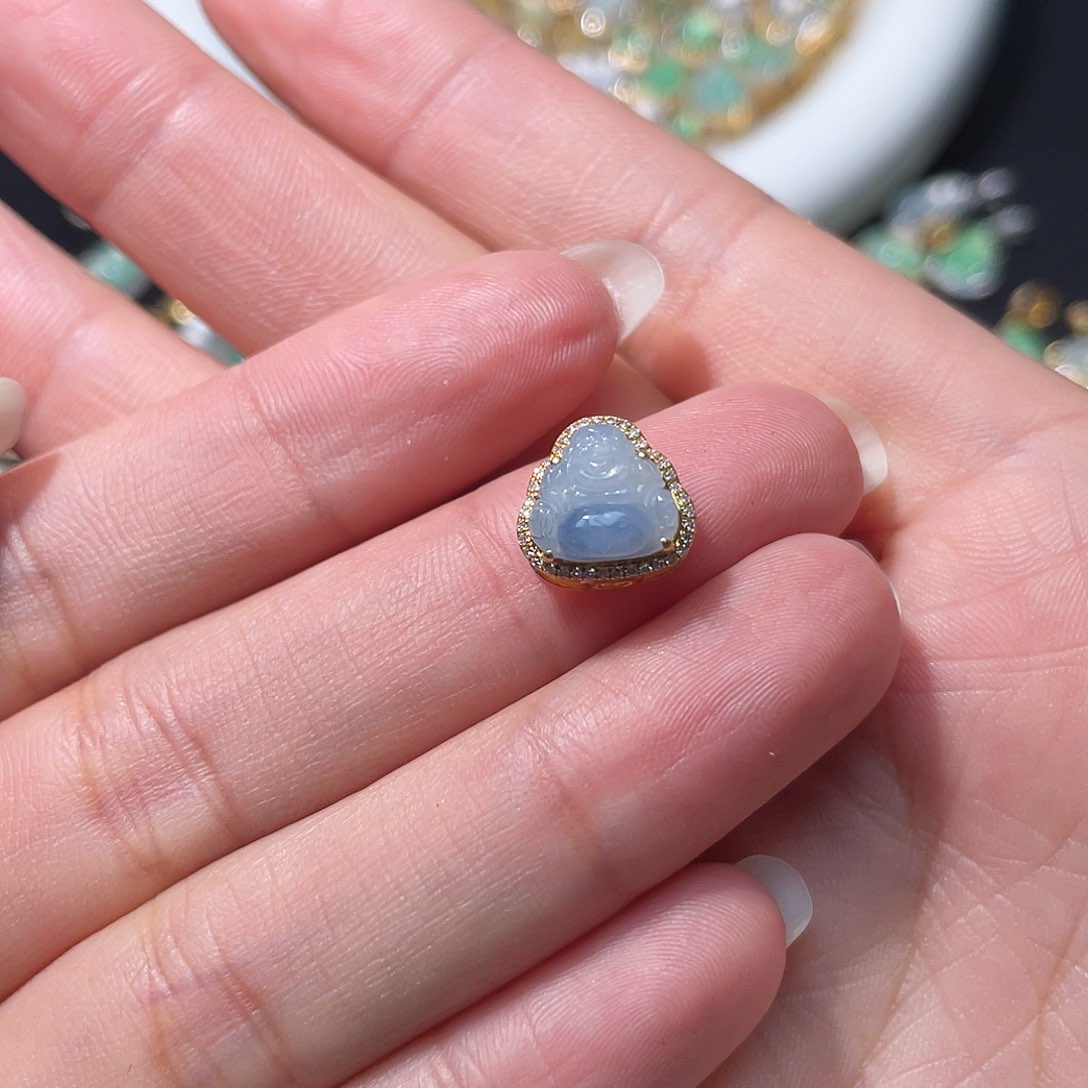 翡翠吊坠(不含链)18K金镶嵌