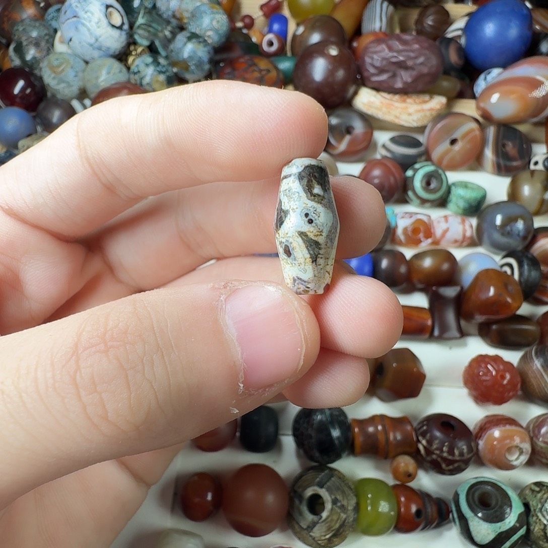 玛瑙/玉髓未镶嵌纯天然玛瑙珠子