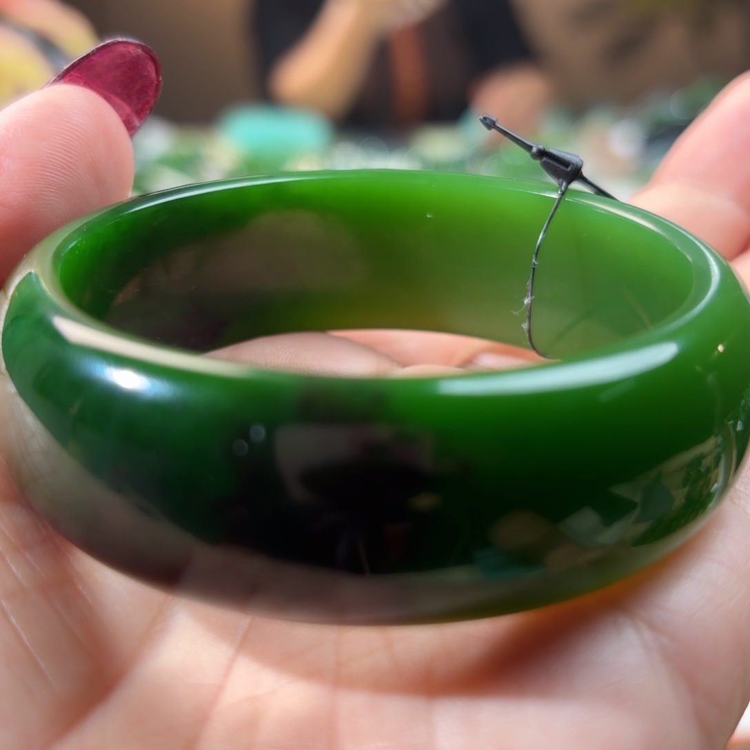 未镶嵌手镯和田玉（碧玉）