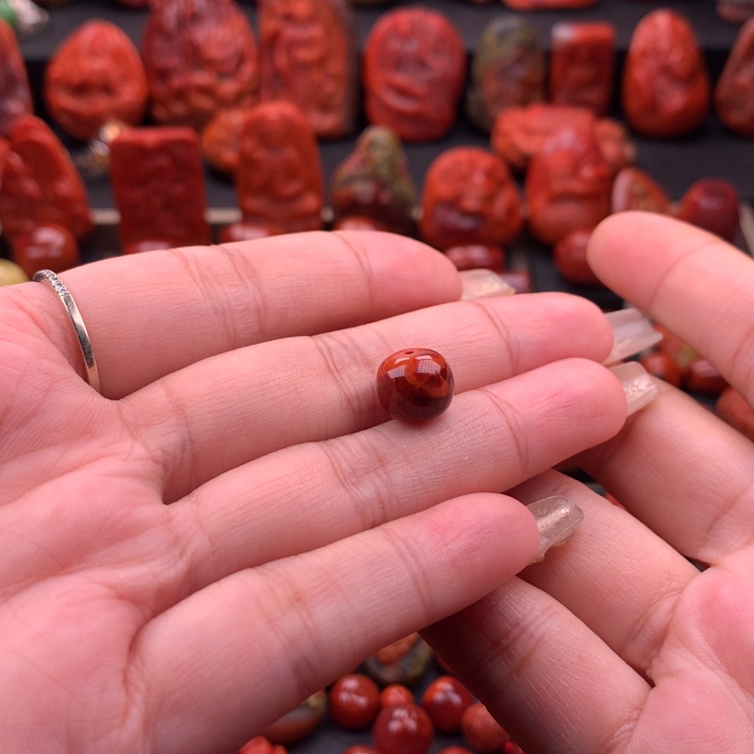 南红玛瑙南红川料原矿老型10mm未镶嵌