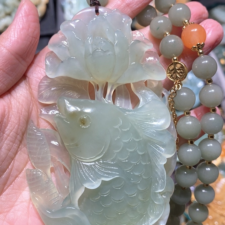 岫玉毛衣链未镶嵌