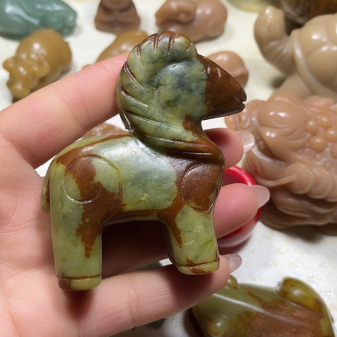 白玉菩提吊坠白玉菩提吊坠