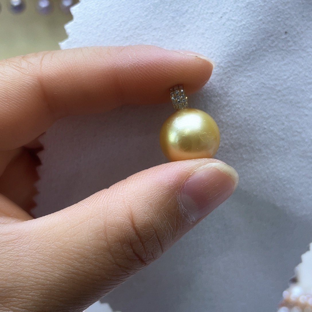 海水珍珠颈饰18K金镶嵌