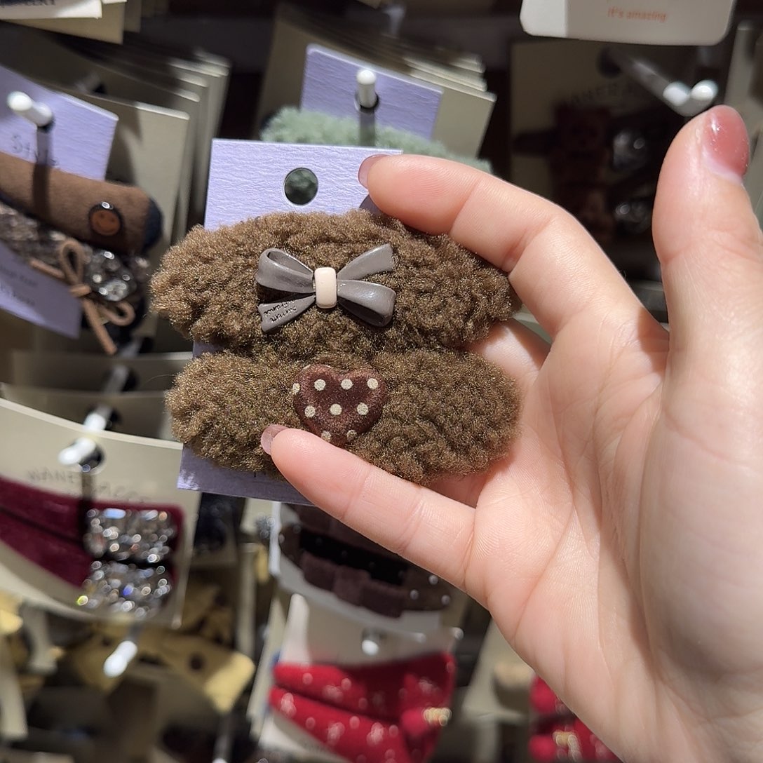 布艺非金属咖色卷毛拜拜