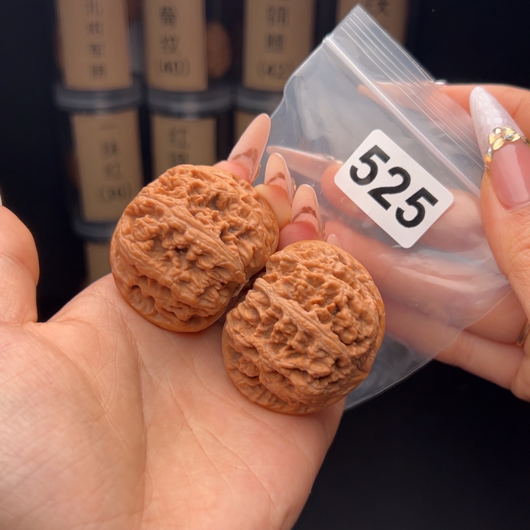 文玩核桃吊坠大粗筋47