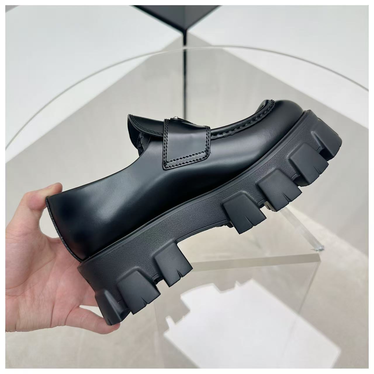 经典乐福厚底小皮鞋