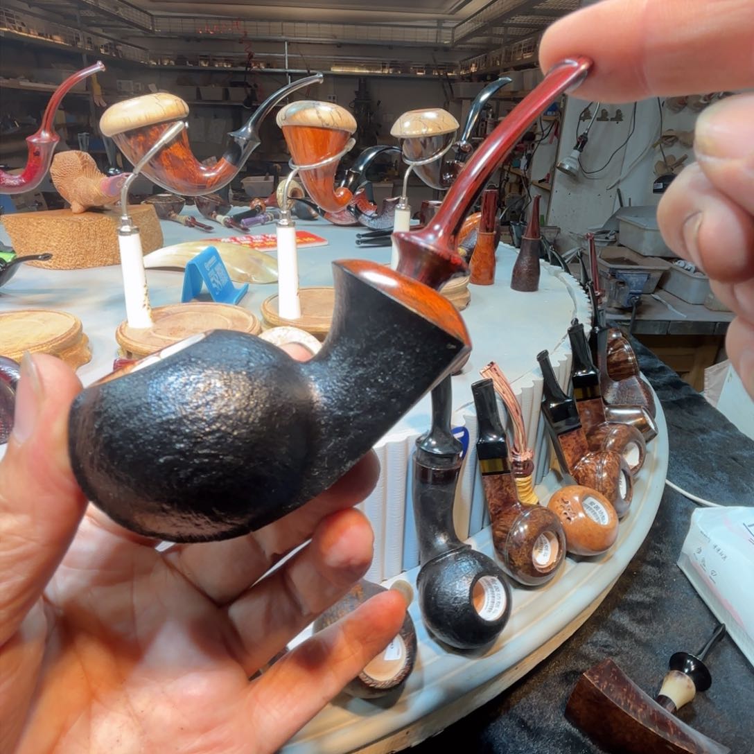 H****r焦耀烟斗一河豚