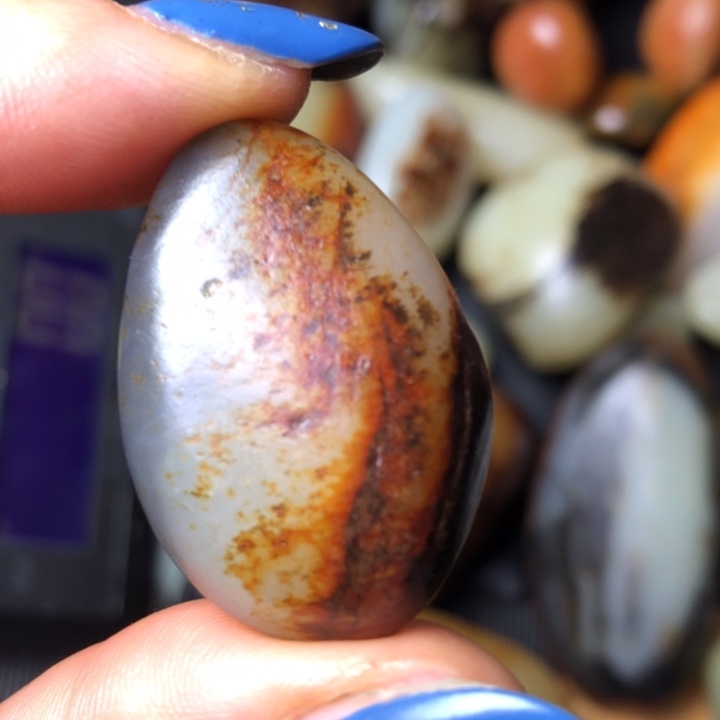 和田玉未镶嵌珠宝奇石