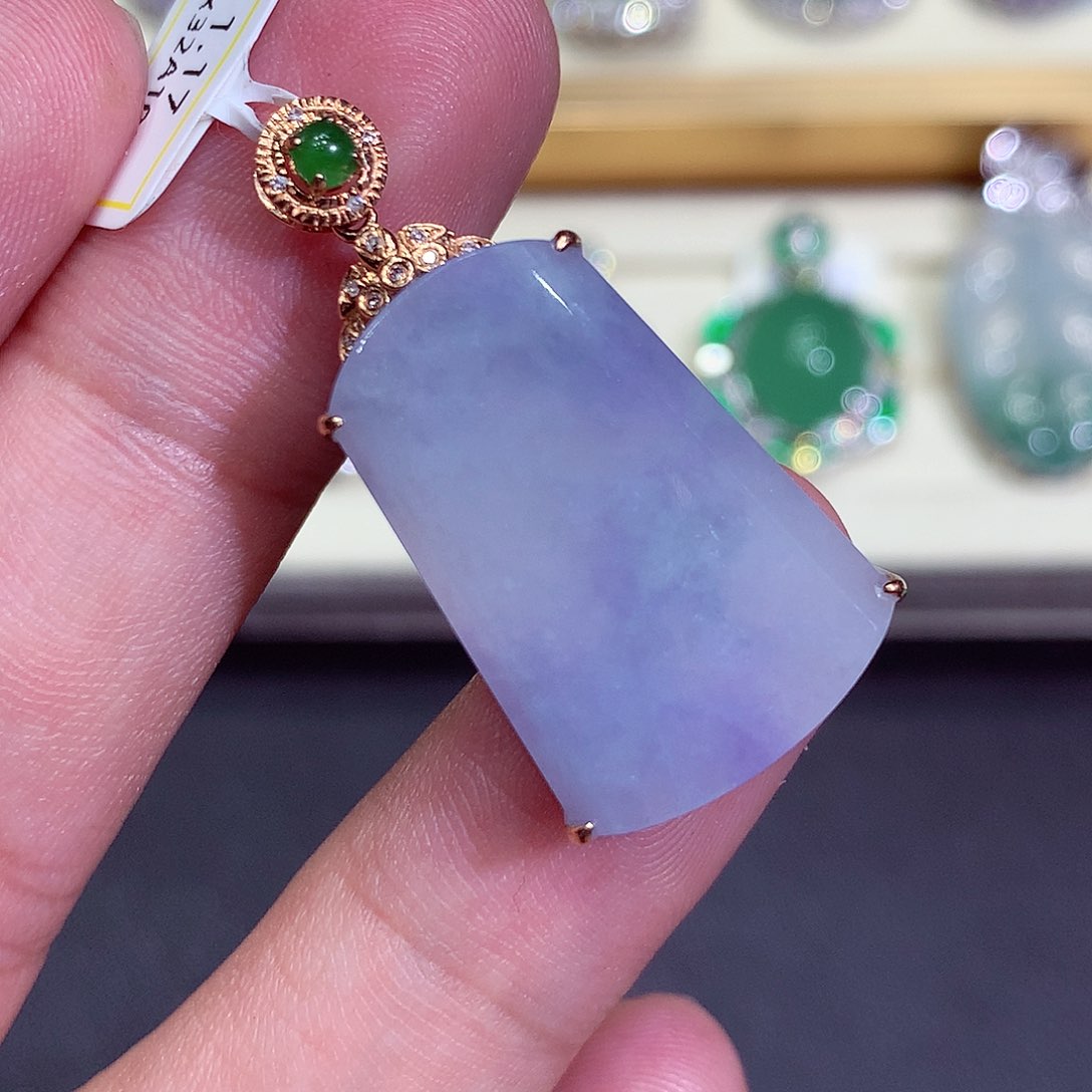 翡翠吊坠(不含链)18K金镶嵌