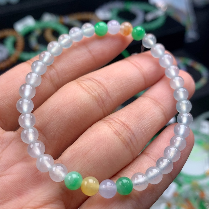 翡翠未镶嵌手镯卡