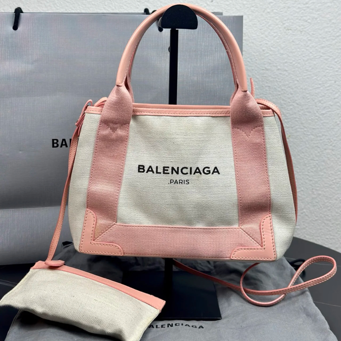95新 Balenciaga/巴黎世家 粉白帆布手提斜挎包
