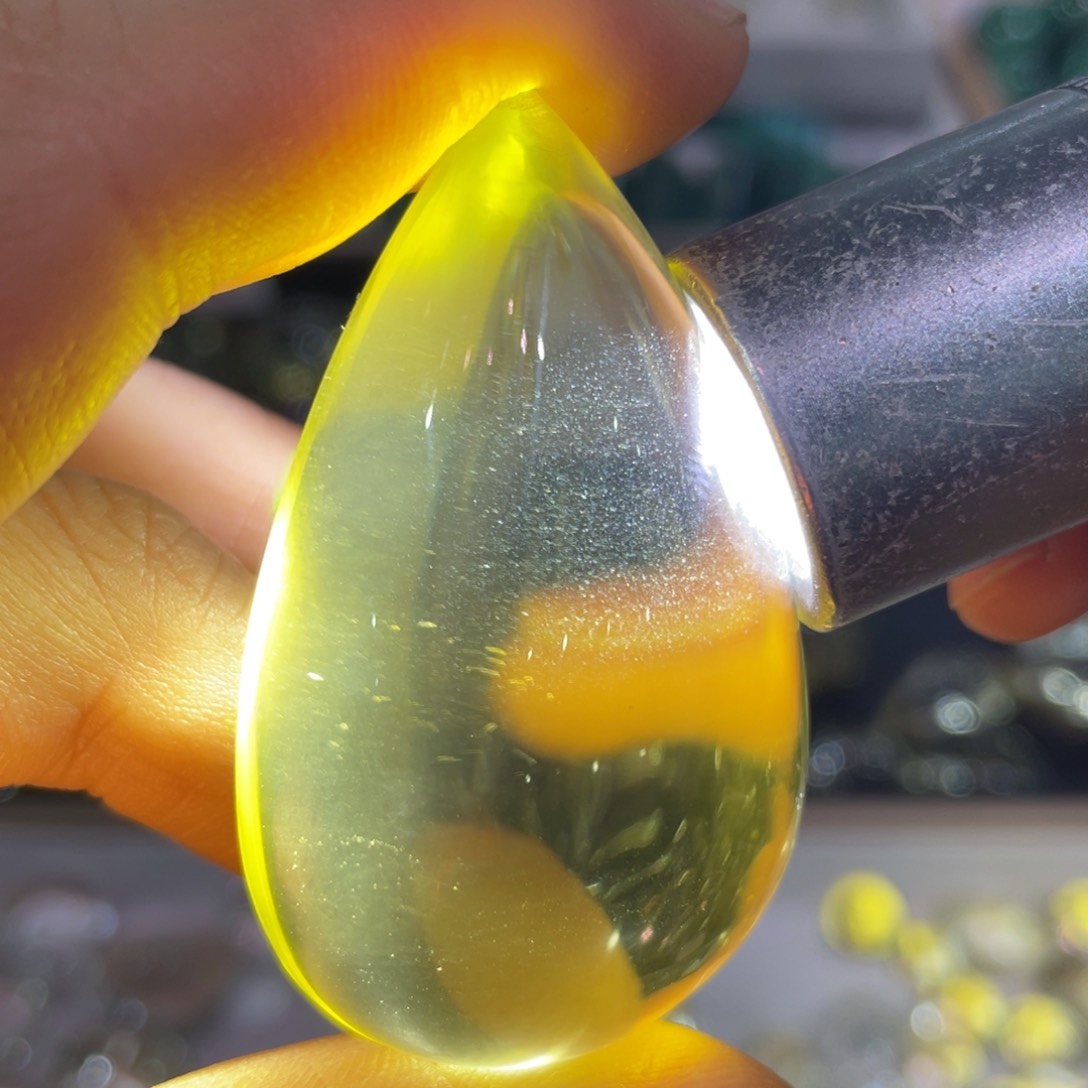 黄晶吊坠未镶嵌水滴吊坠