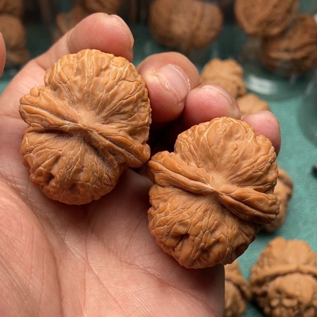 发***方吊坠文玩核桃平谷元宝